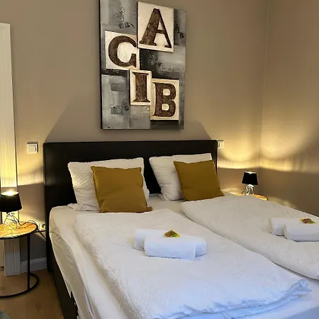 Uferresidenz Moderner Altbau, Kanalblick, Balkon, Parken