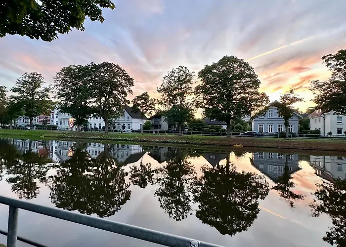Uferresidenz Moderner Altbau, Kanalblick, Balkon, Parken *