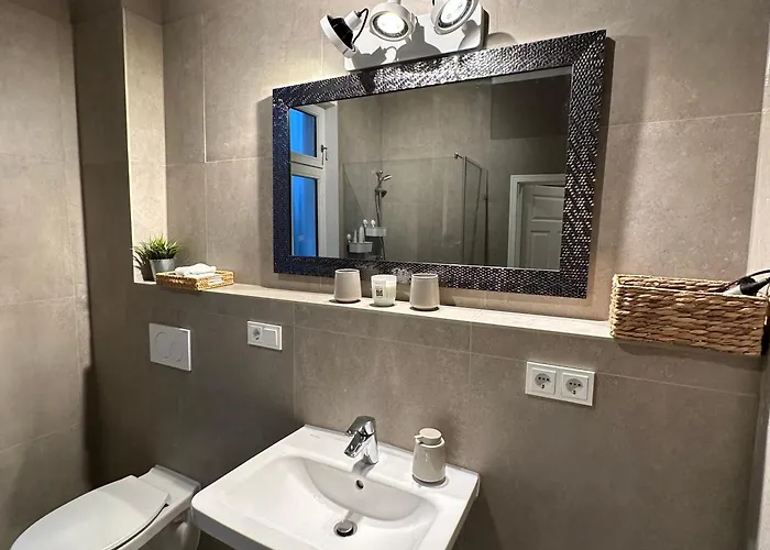 Uferresidenz Moderner Altbau, Kanalblick, Balkon, Parken Lejlighed